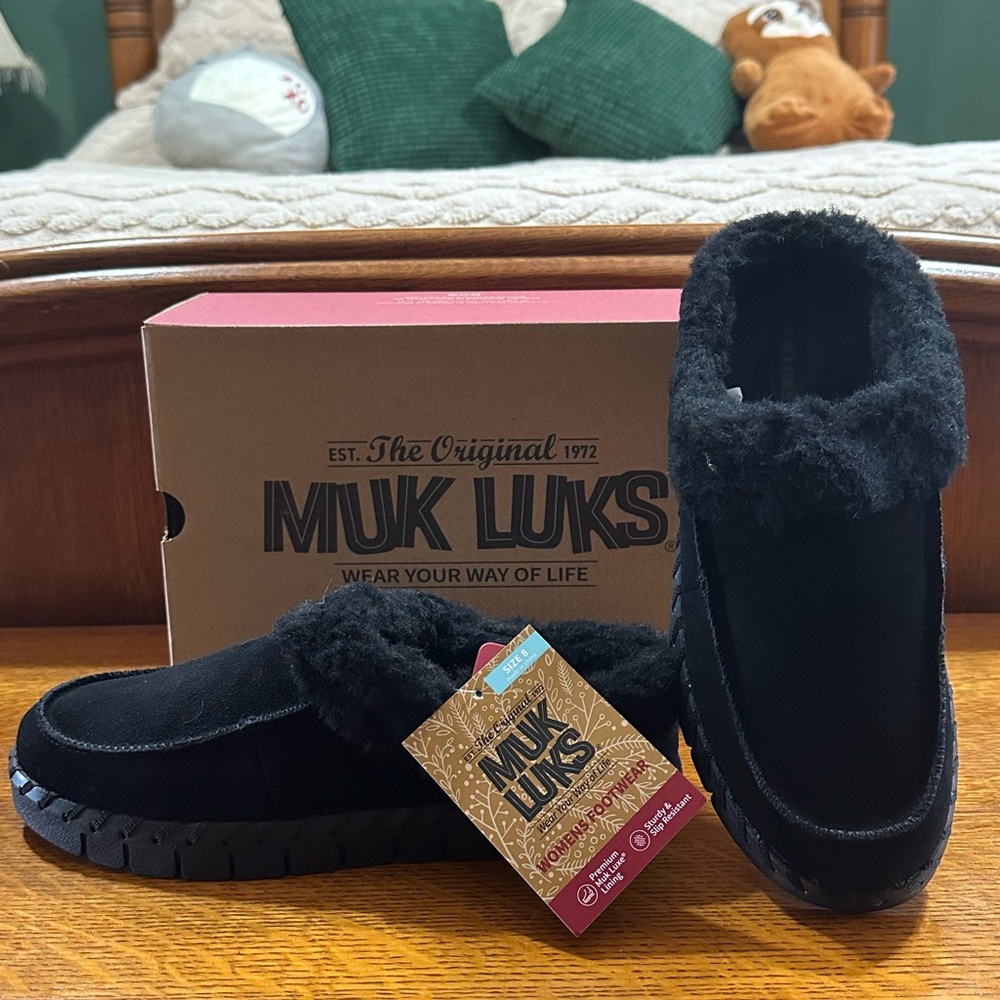 MUK LUKS Women's Flexi Buffalo Shoe Clog Black Size 8 NWT